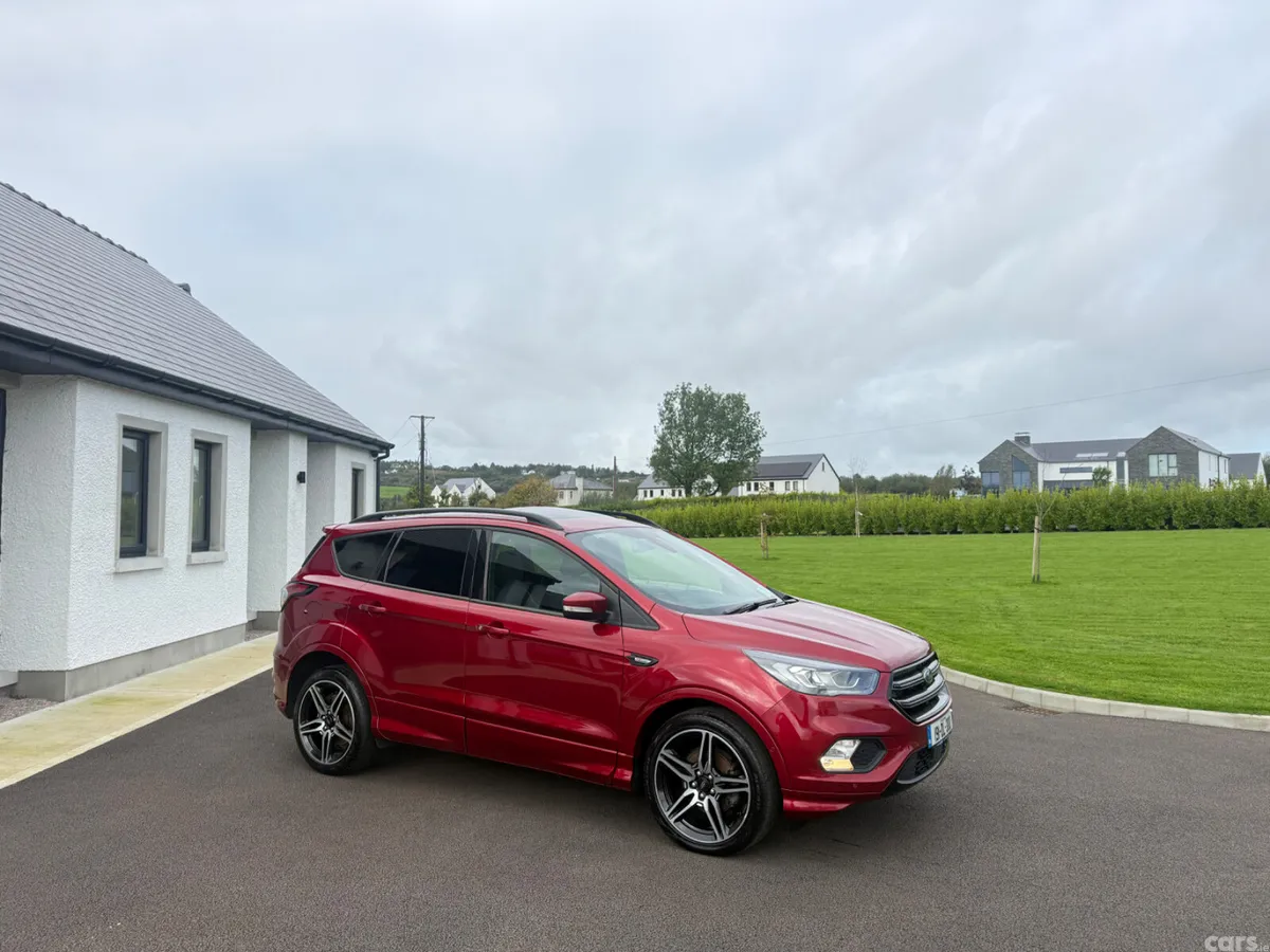 Ford Kuga SUV, Diesel, 2019, Red