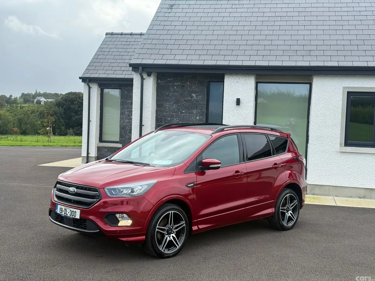 Ford Kuga SUV, Diesel, 2019, Red