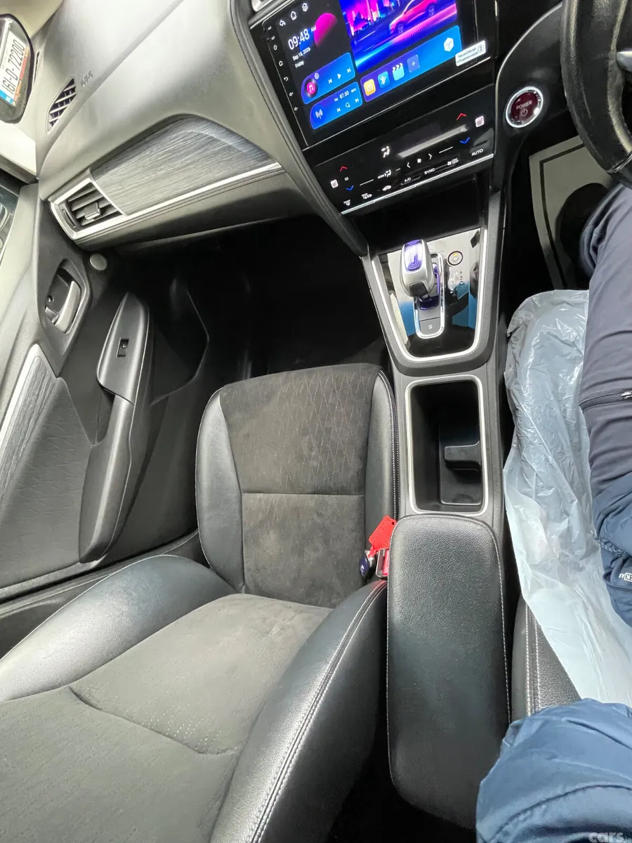 Honda Shuttle MPV, Petrol Hybrid, 2015, Blue