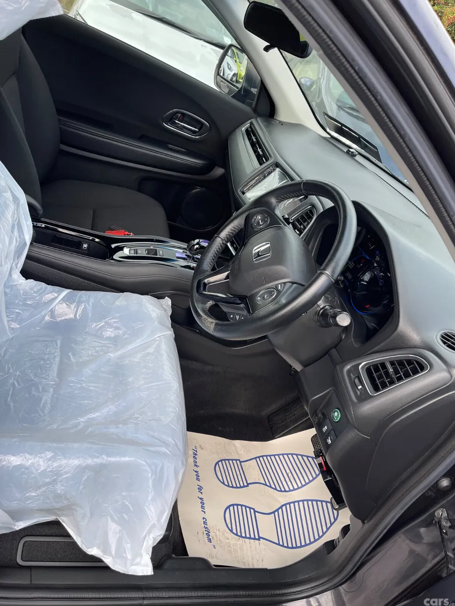 Honda Vezel Estate, Petrol Hybrid, 2015, Black