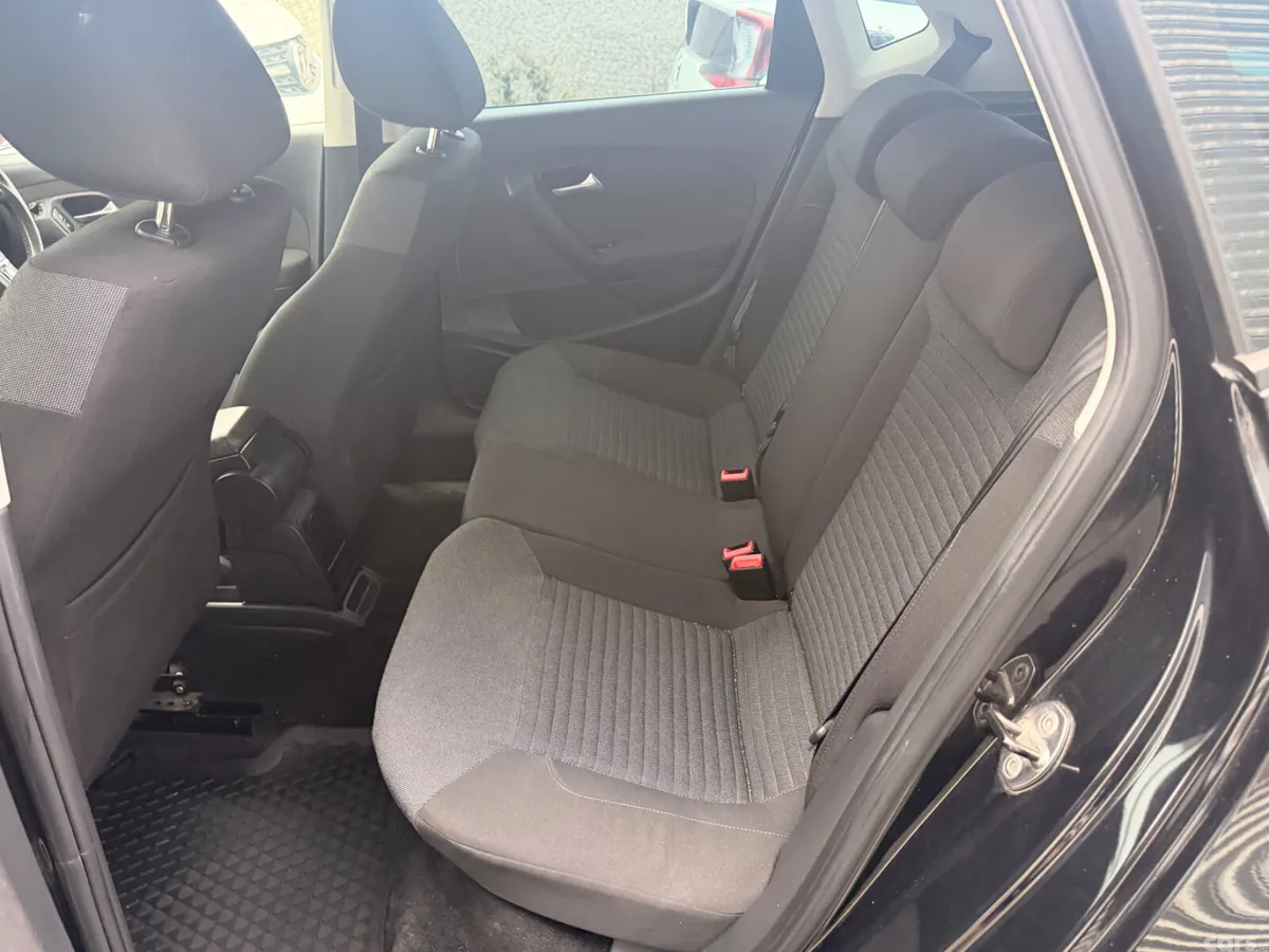 Volkswagen Polo Hatchback, Petrol, 2014, Black