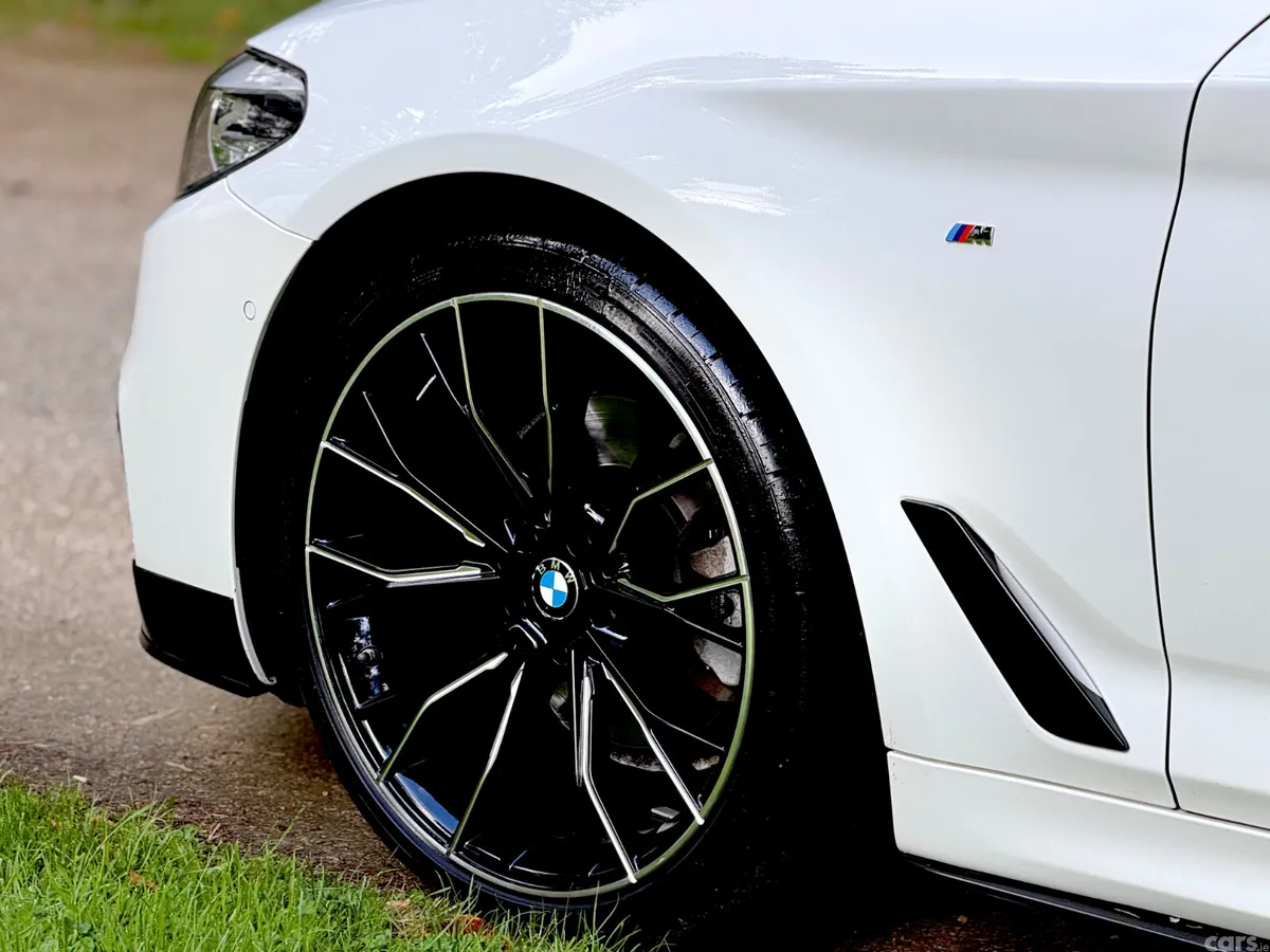 BMW 5-Series Saloon, Diesel, 2019, White