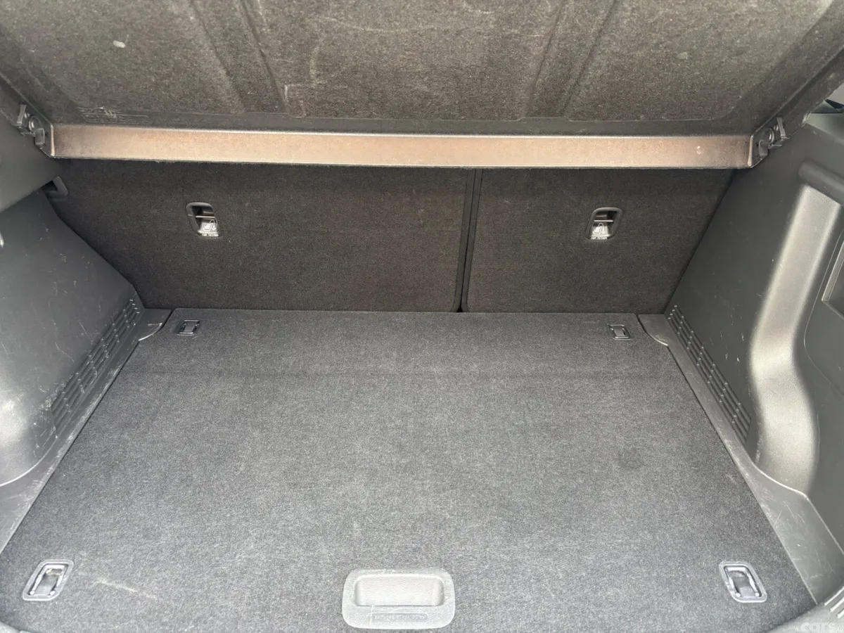 Hyundai KONA MPV, Petrol, 2019, White