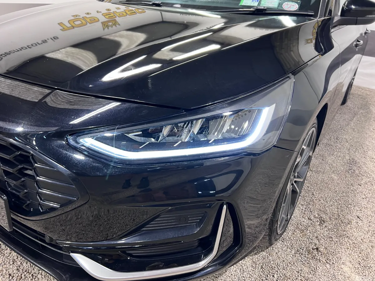 Ford Focus Hatchback, Diesel, 2022, Black