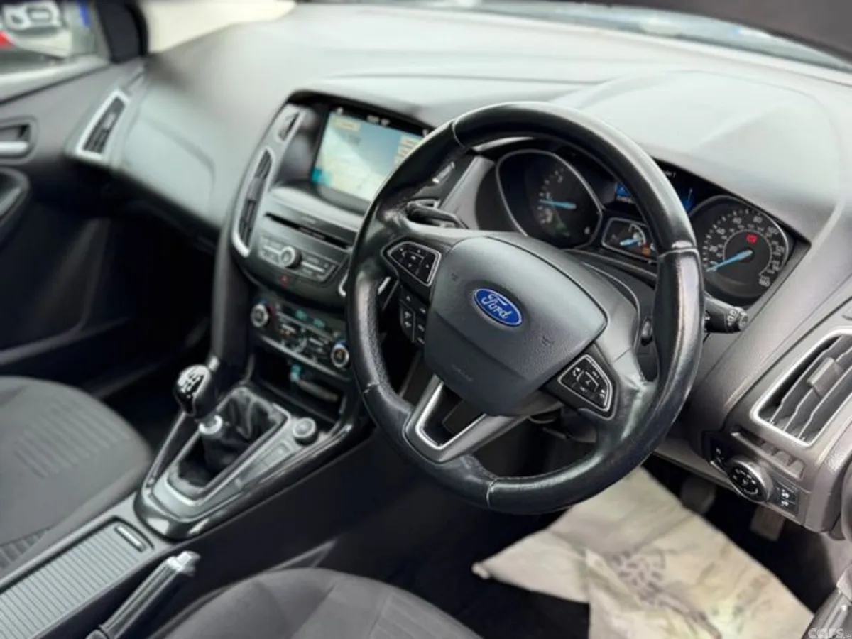 Ford Focus Hatchback, Diesel, 2017, Blue