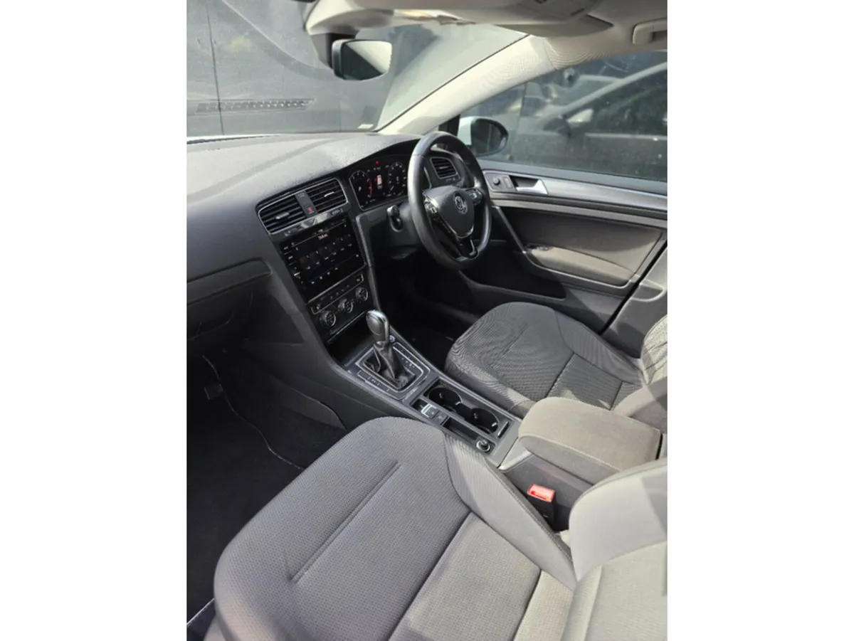 Volkswagen Golf Hatchback, Petrol, 2018, White
