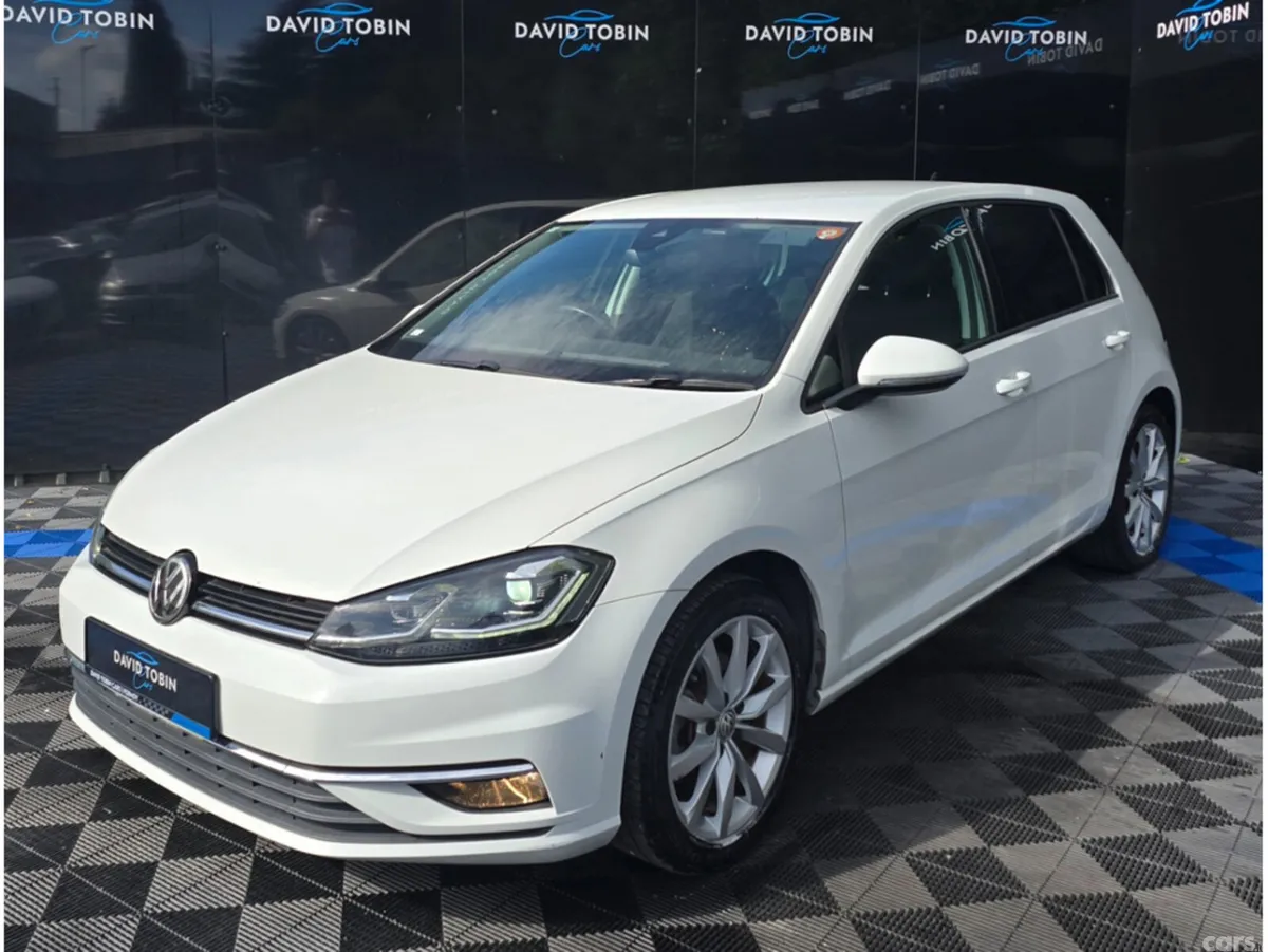 Volkswagen Golf Hatchback, Petrol, 2018, White
