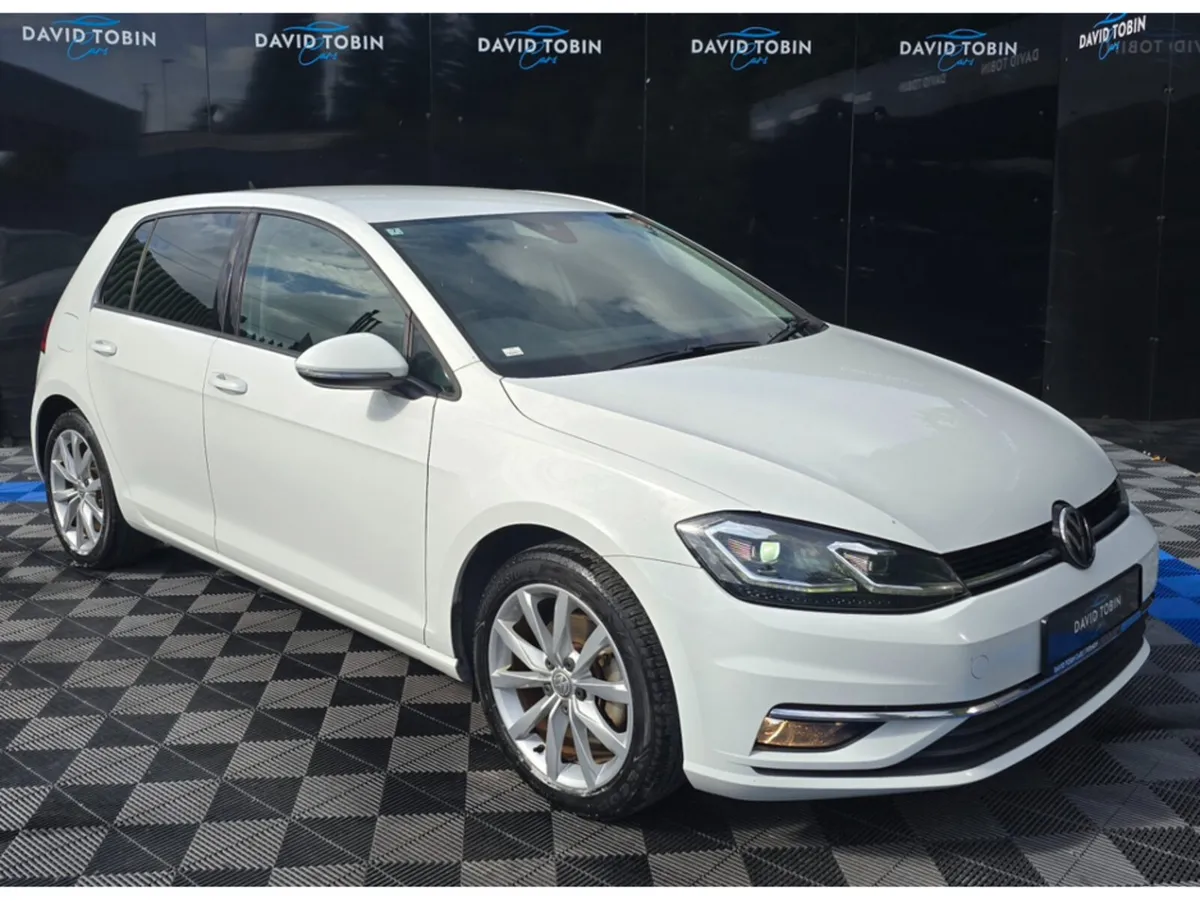 Volkswagen Golf Hatchback, Petrol, 2018, White