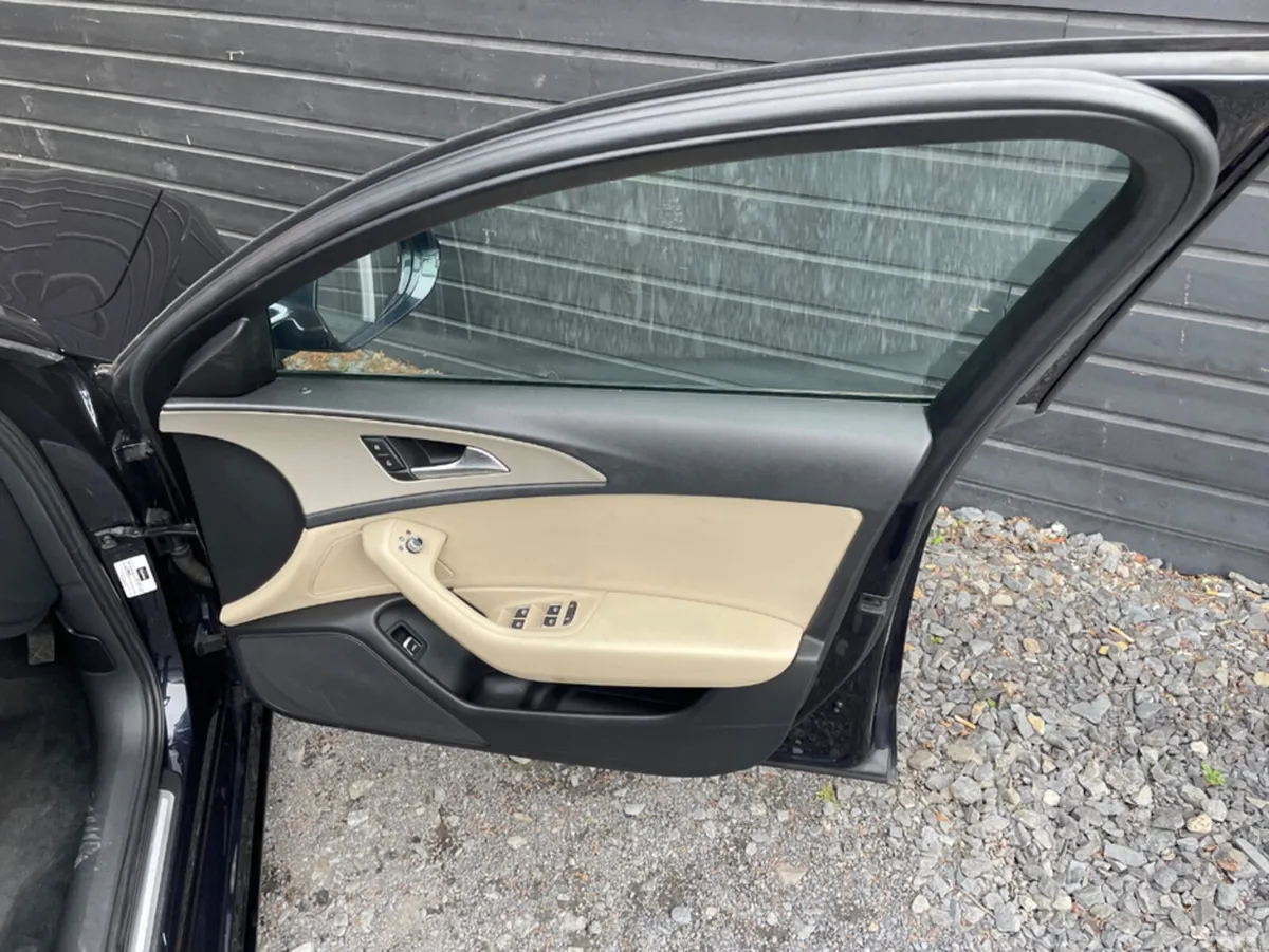 Audi A6 Saloon, Diesel, 2015, Blue