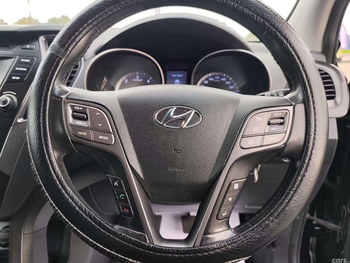 Hyundai Santa Fe SUV, Diesel, 2013, Black