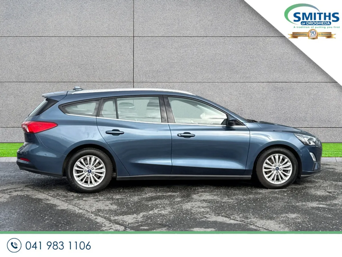 Ford Focus Estate, Petrol Hybrid, 2021, Blue