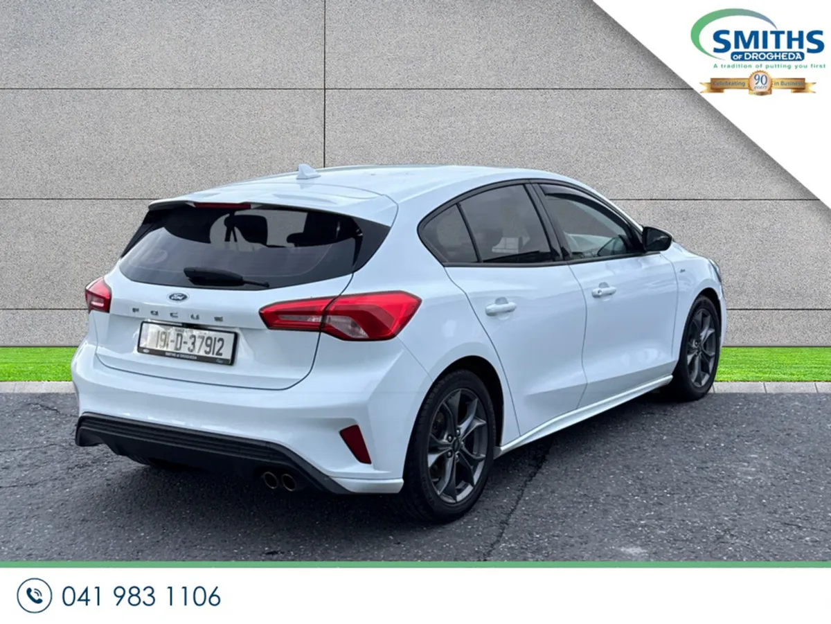 Ford Focus Hatchback, Petrol, 2019, White
