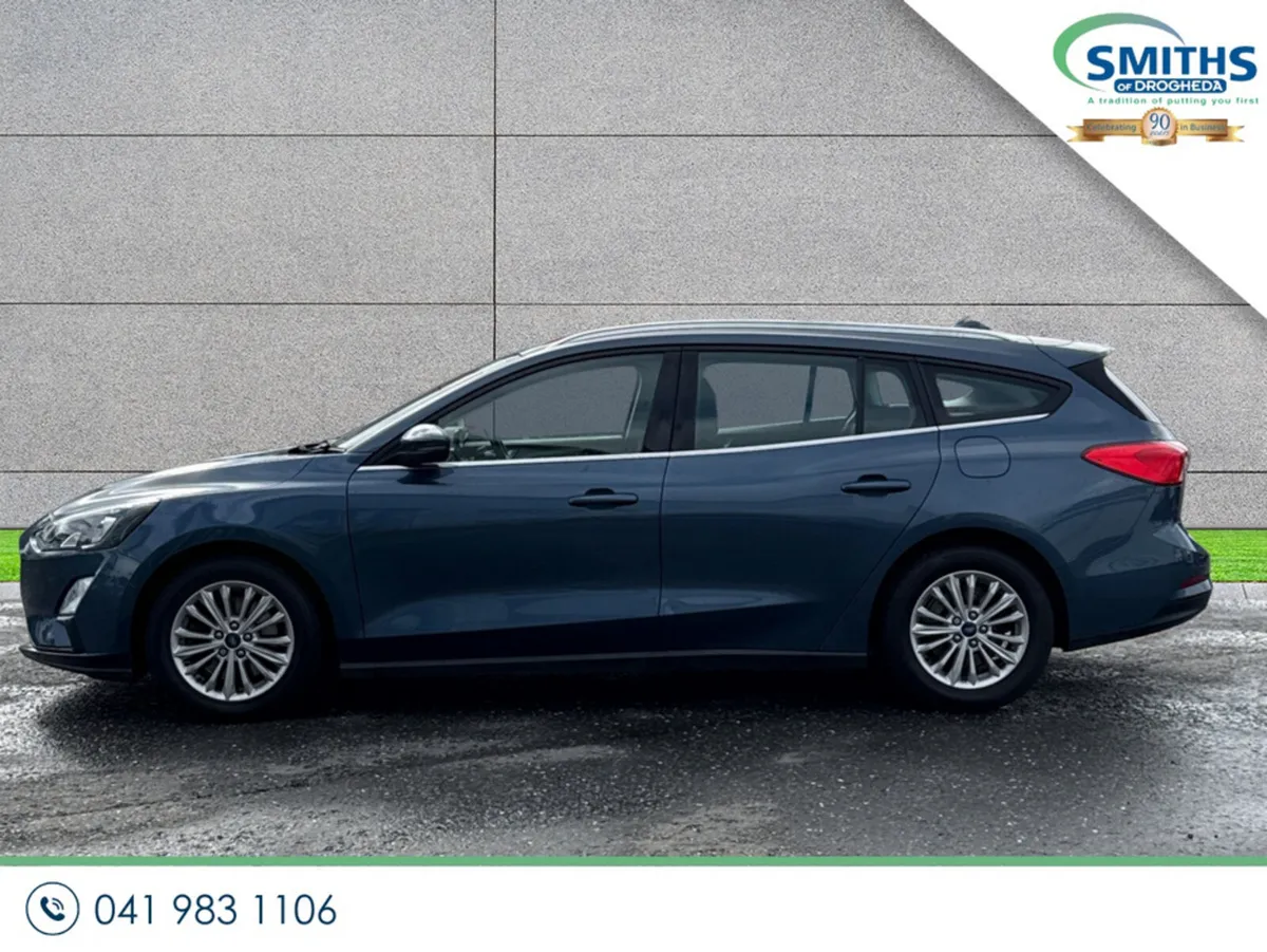 Ford Focus Estate, Petrol Hybrid, 2021, Blue