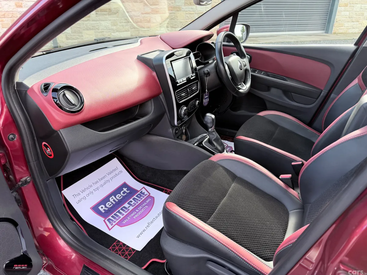 Renault Clio Hatchback, Petrol, 2017, Red