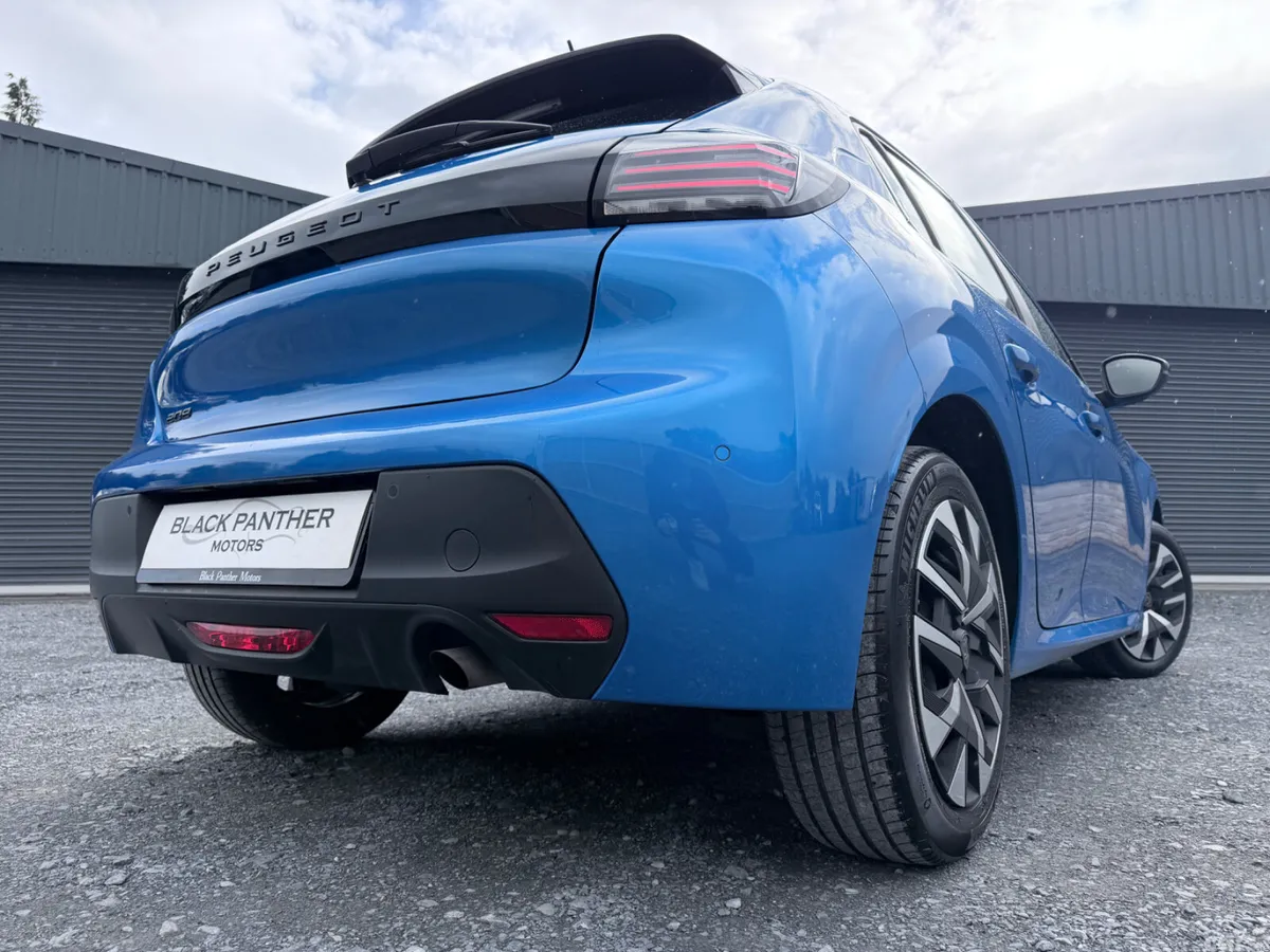 Peugeot 208 Hatchback, Petrol, 2024, Blue