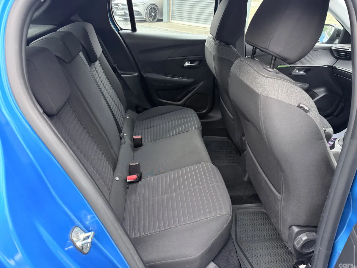 Peugeot 208 Hatchback, Petrol, 2024, Blue