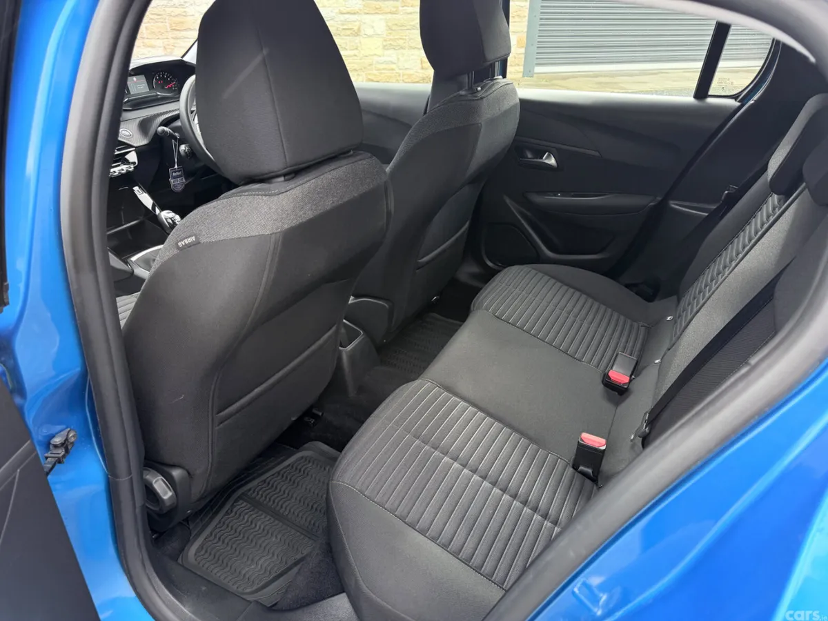 Peugeot 208 Hatchback, Petrol, 2024, Blue