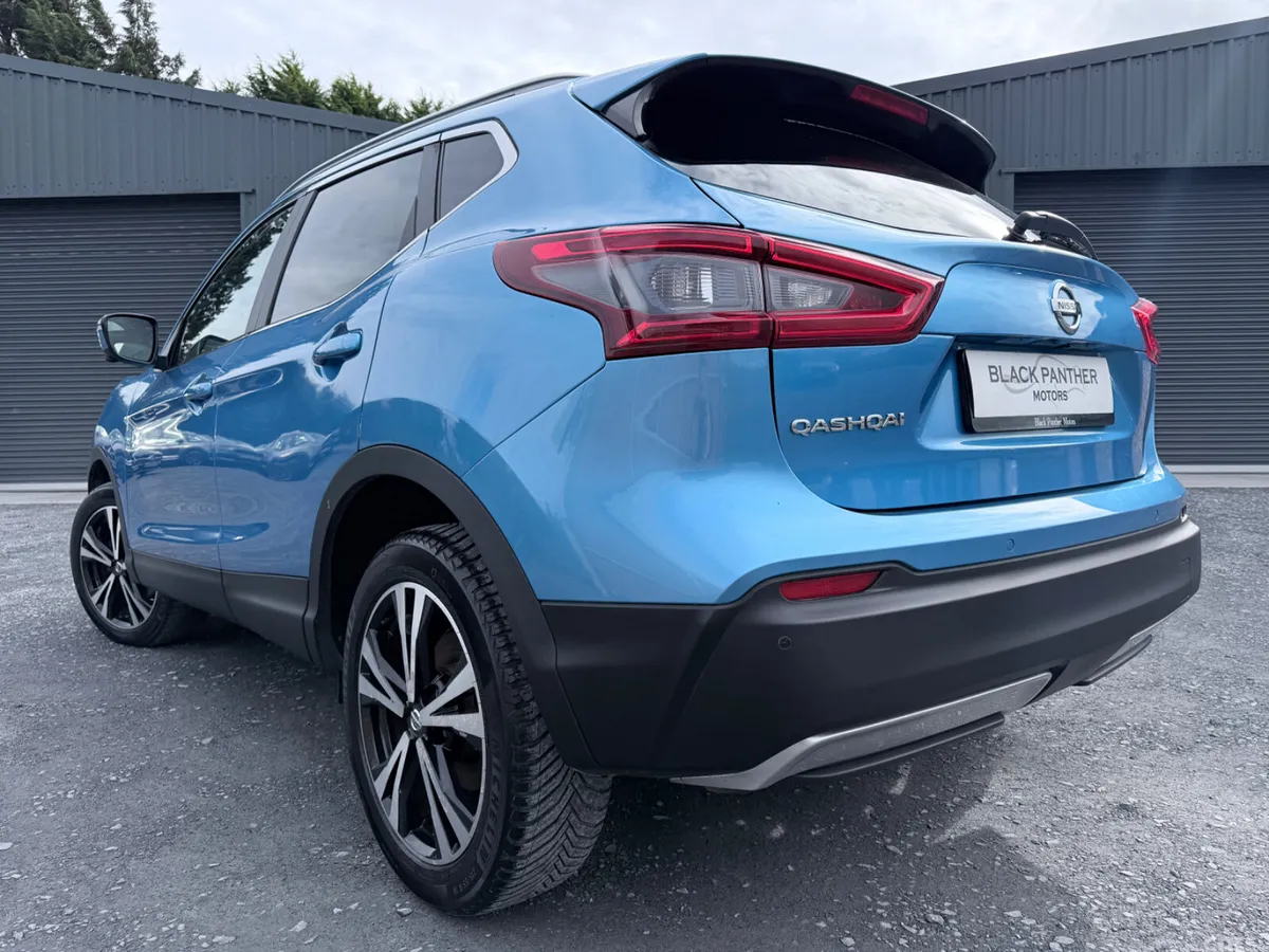 Nissan Qashqai Hatchback, Diesel, 2018, Blue
