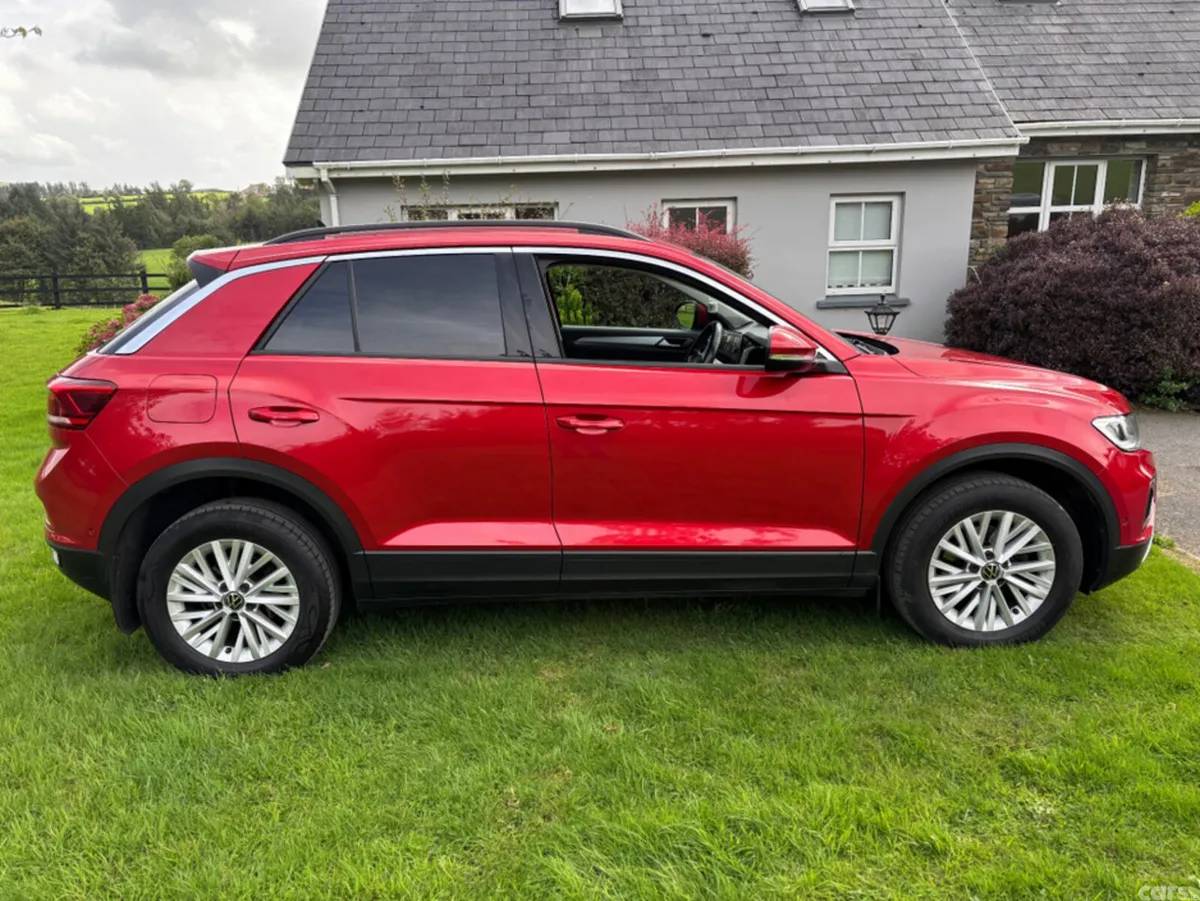 Volkswagen T-Roc Estate, Petrol, 2022, Red