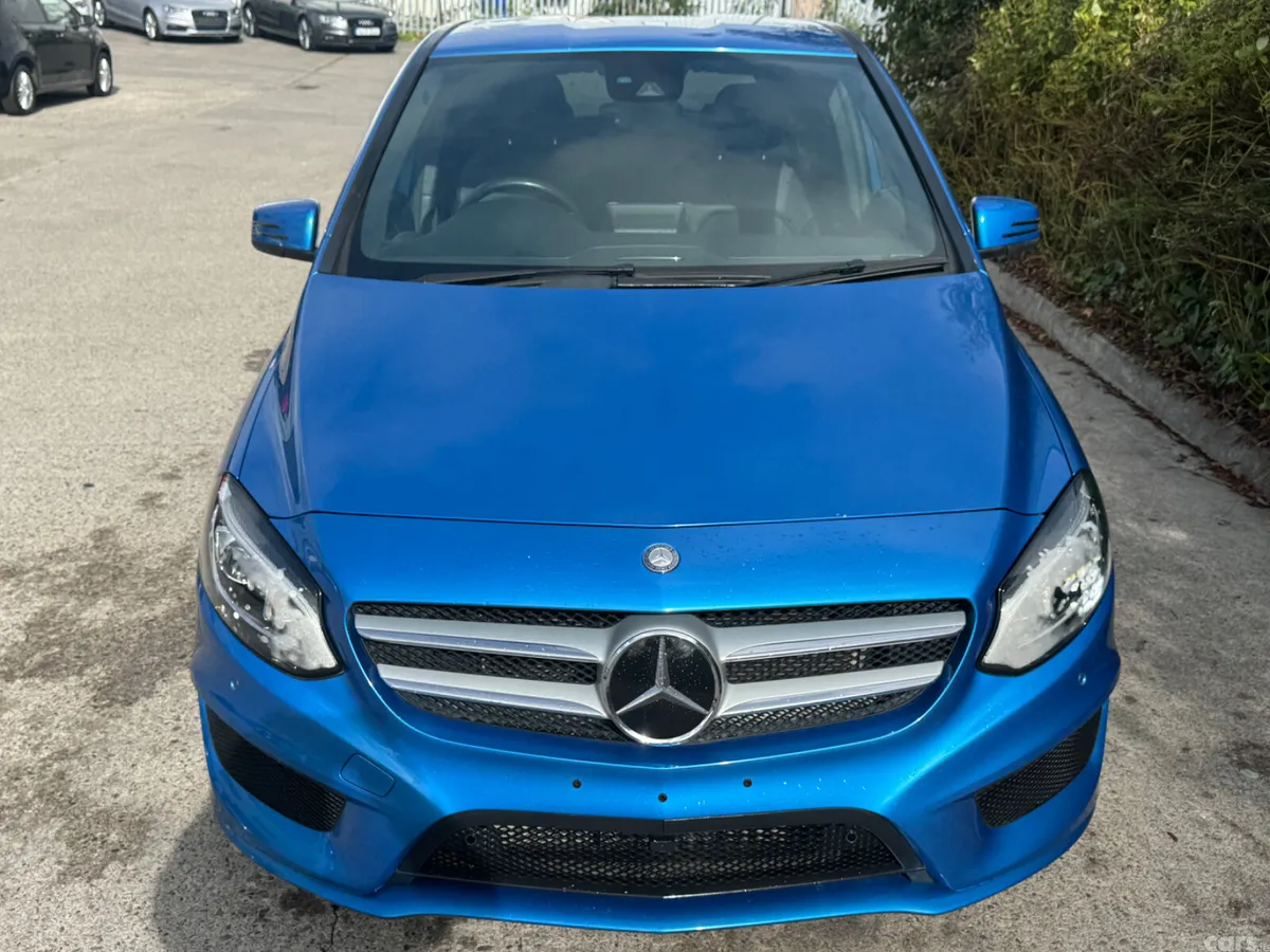 Mercedes-Benz B-Class Hatchback, Petrol, 2017, Blue