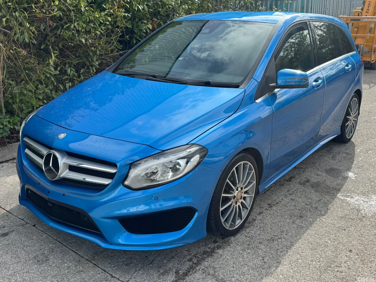 Mercedes-Benz B-Class Hatchback, Petrol, 2017, Blue