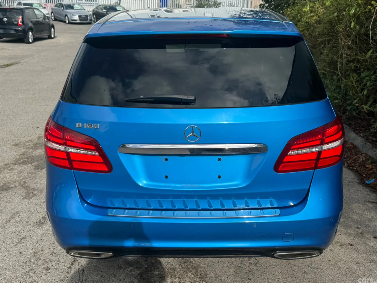 Mercedes-Benz B-Class Hatchback, Petrol, 2017, Blue