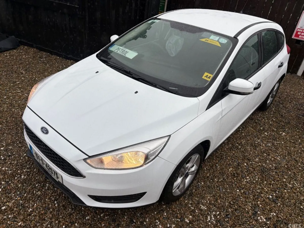 Ford Focus Hatchback, Petrol, 2015, White