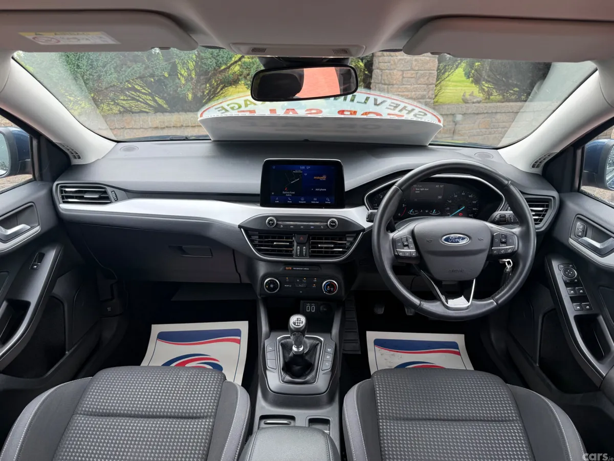 Ford Focus Hatchback, Diesel, 2021, Blue