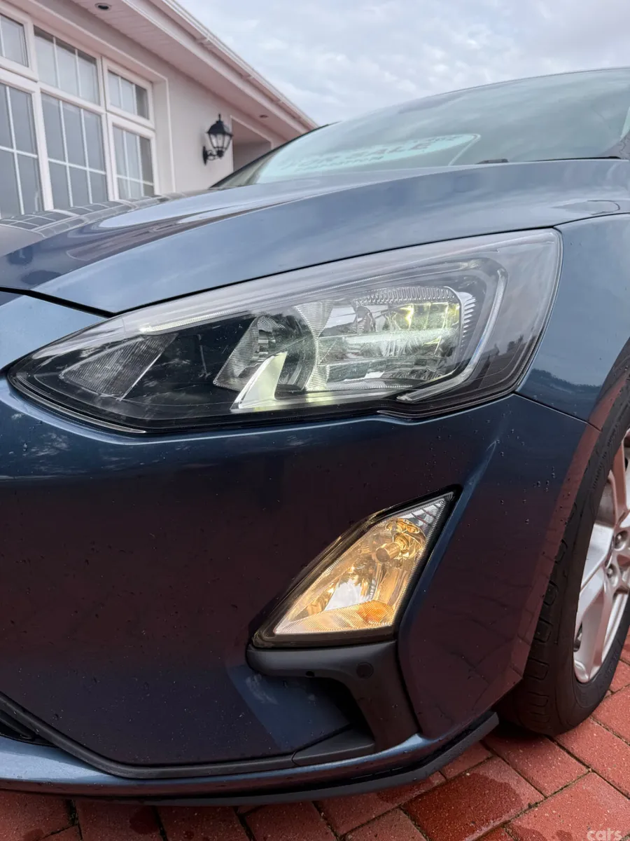 Ford Focus Hatchback, Diesel, 2021, Blue