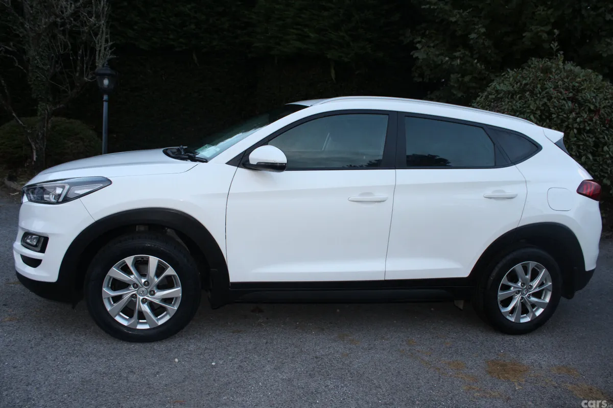 Hyundai Tucson SUV, Diesel, 2019, White