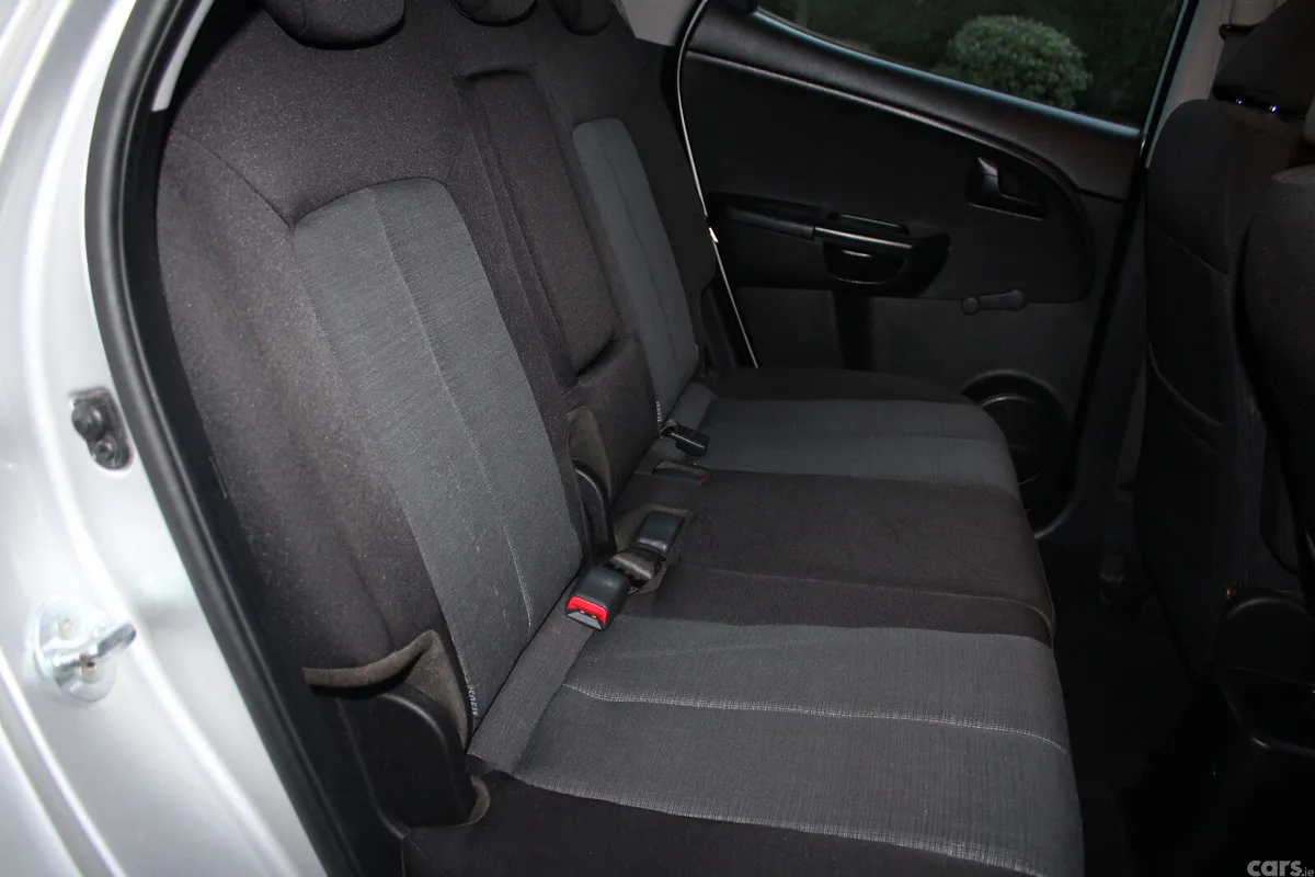 Kia Venga MPV, Diesel, 2014, Silver