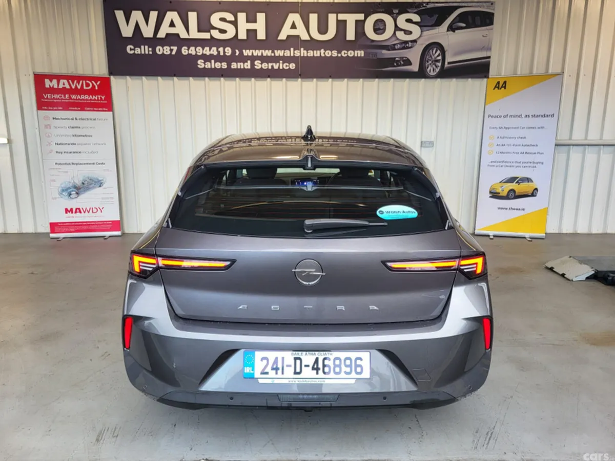 Opel Astra Hatchback, Diesel, 2024, Grey