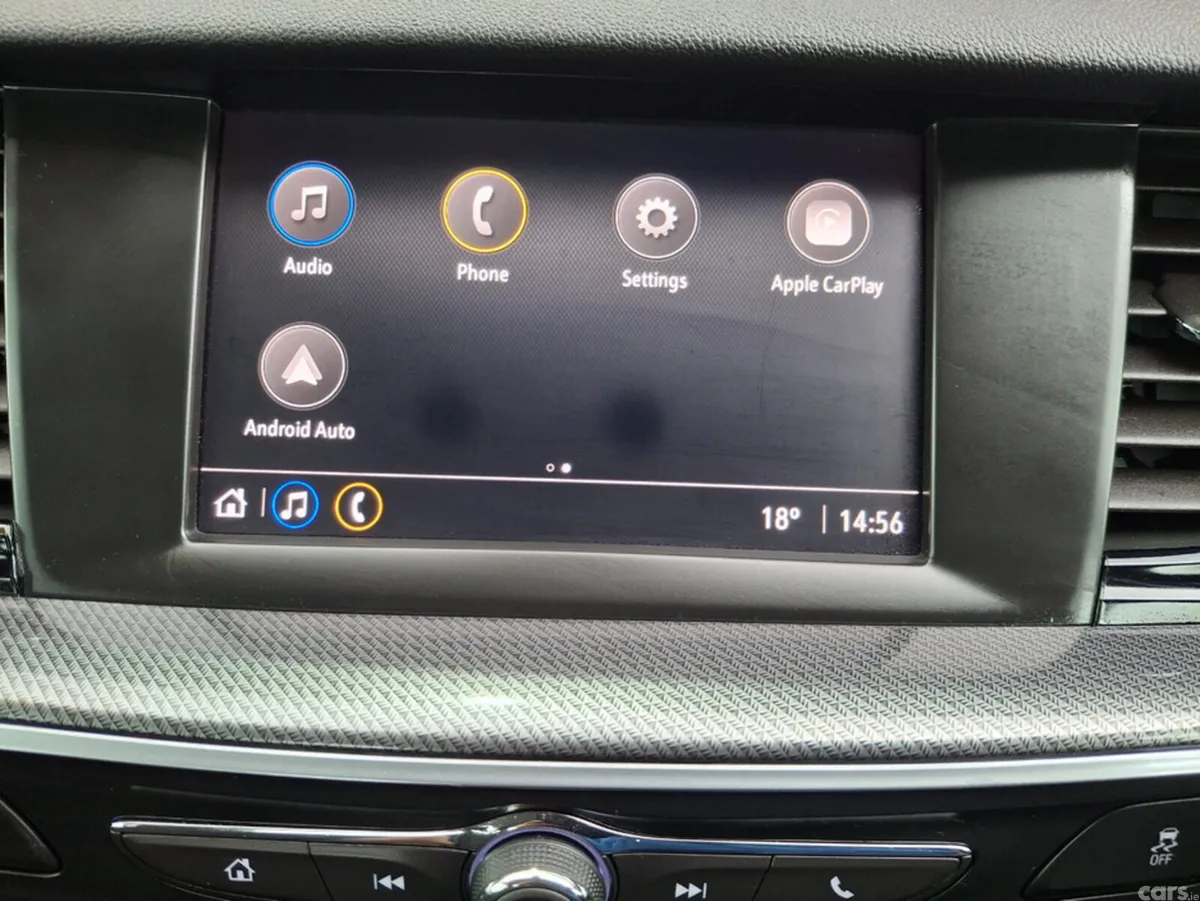 Opel Insignia Hatchback, Diesel, 2021, White