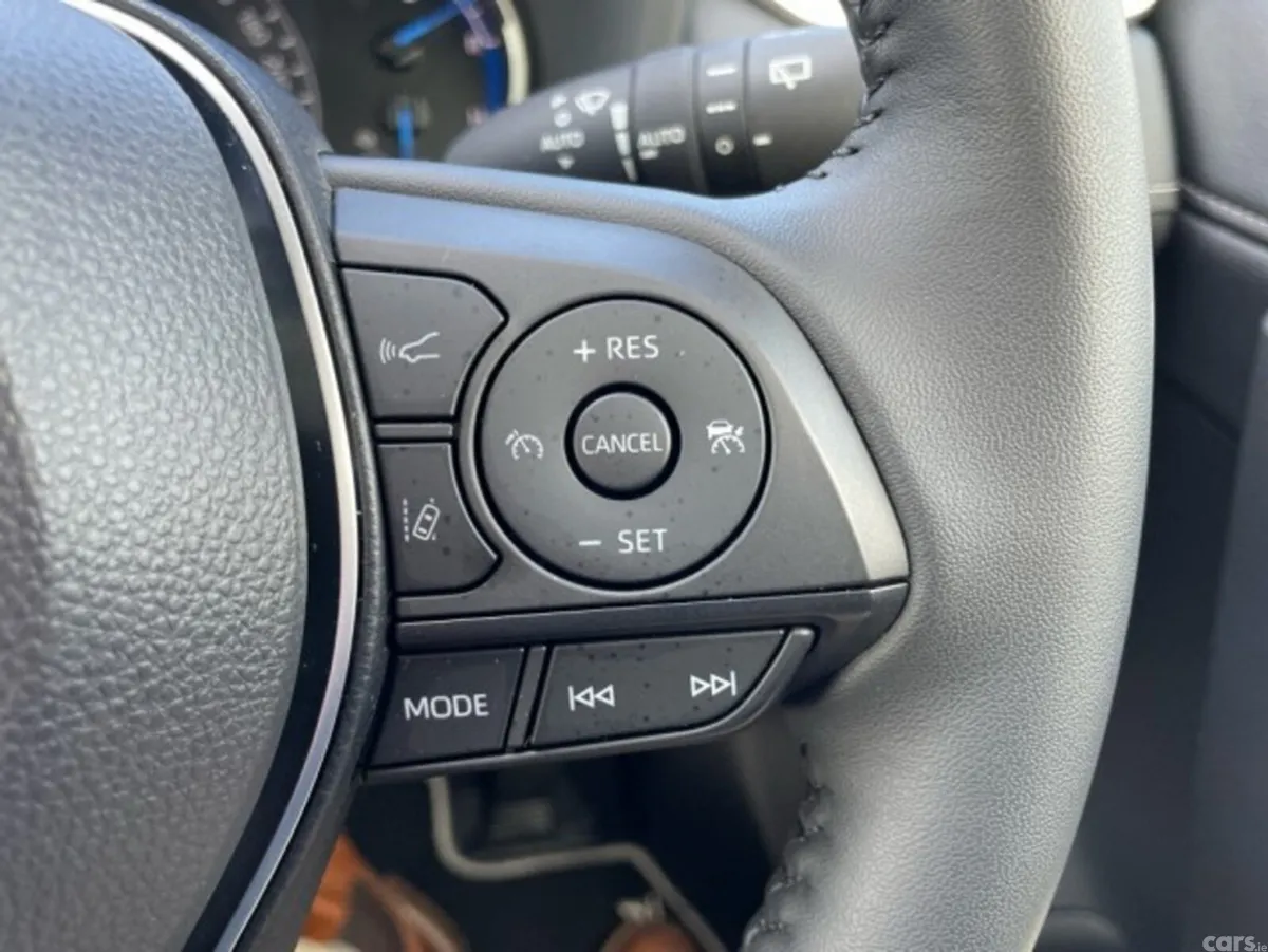 Toyota RAV4 SUV, Petrol Hybrid, 2025, Red