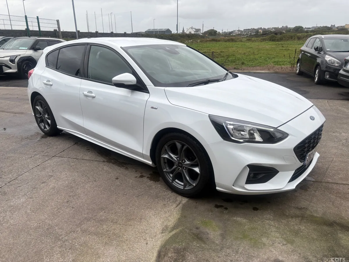 Ford Focus Hatchback, Diesel, 2020, White
