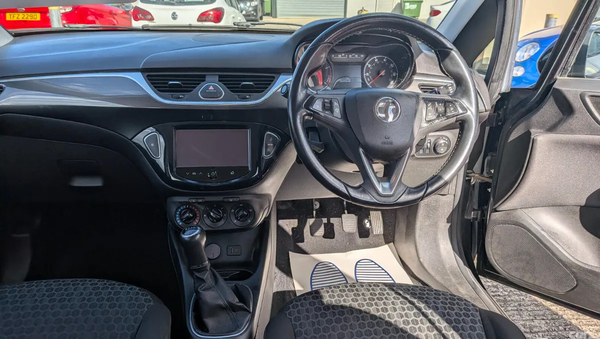 Opel Corsa Hatchback, Petrol, 2015, Black