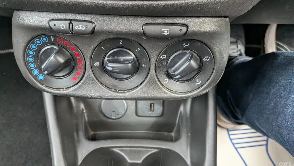 Opel Corsa Hatchback, Petrol, 2019, Black