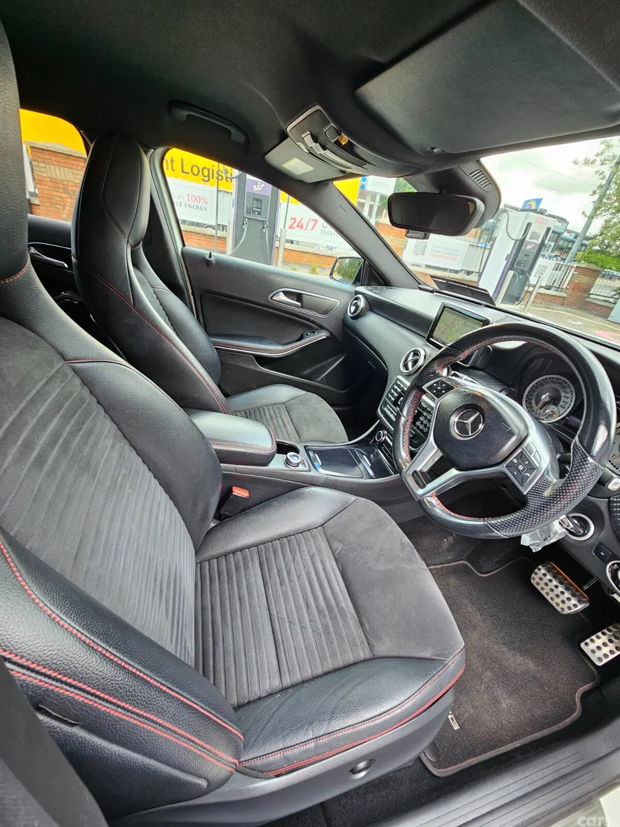 Mercedes-Benz A-Class Hatchback, Petrol, 2014, White