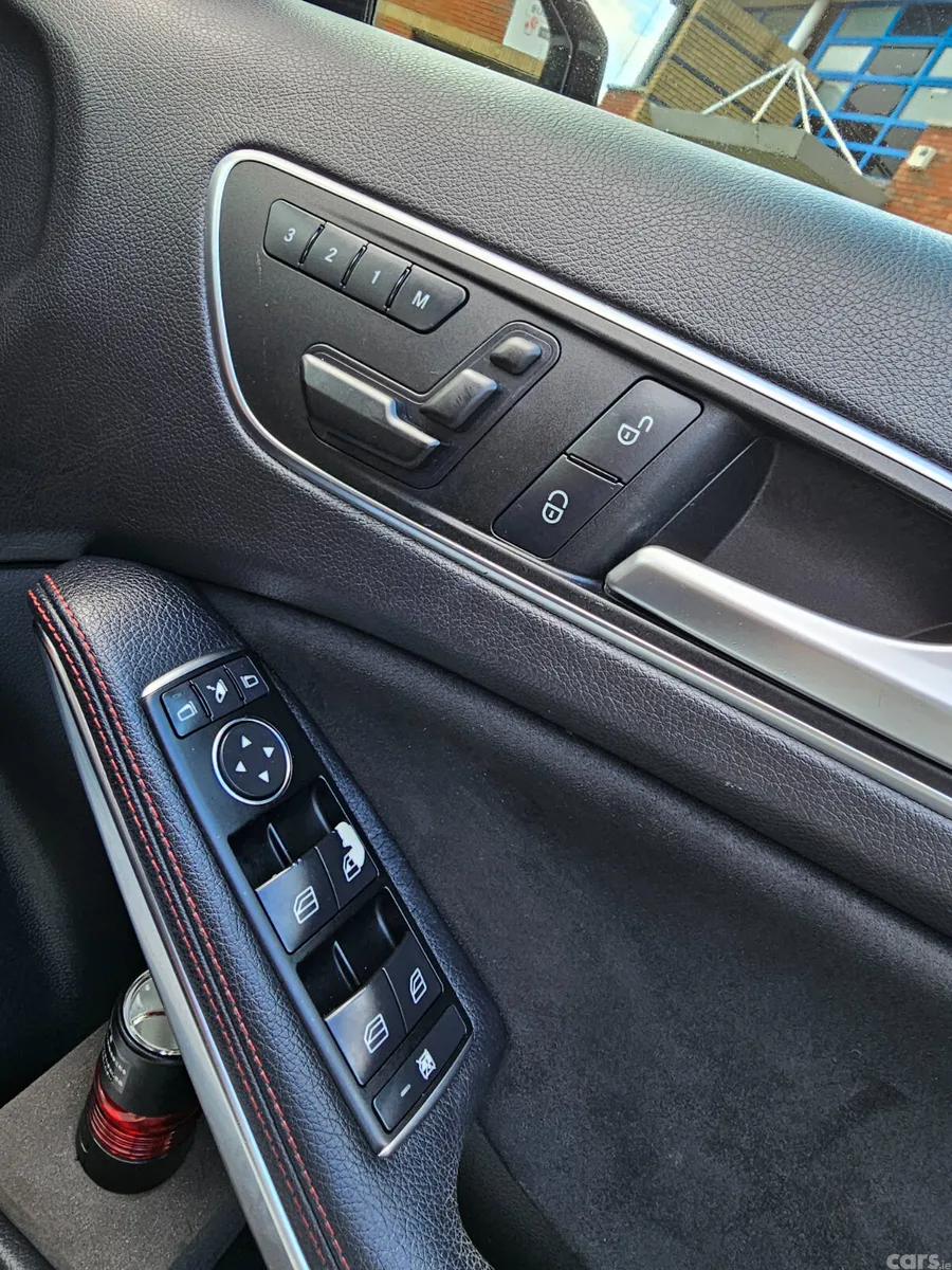 Mercedes-Benz A-Class Hatchback, Petrol, 2014, White