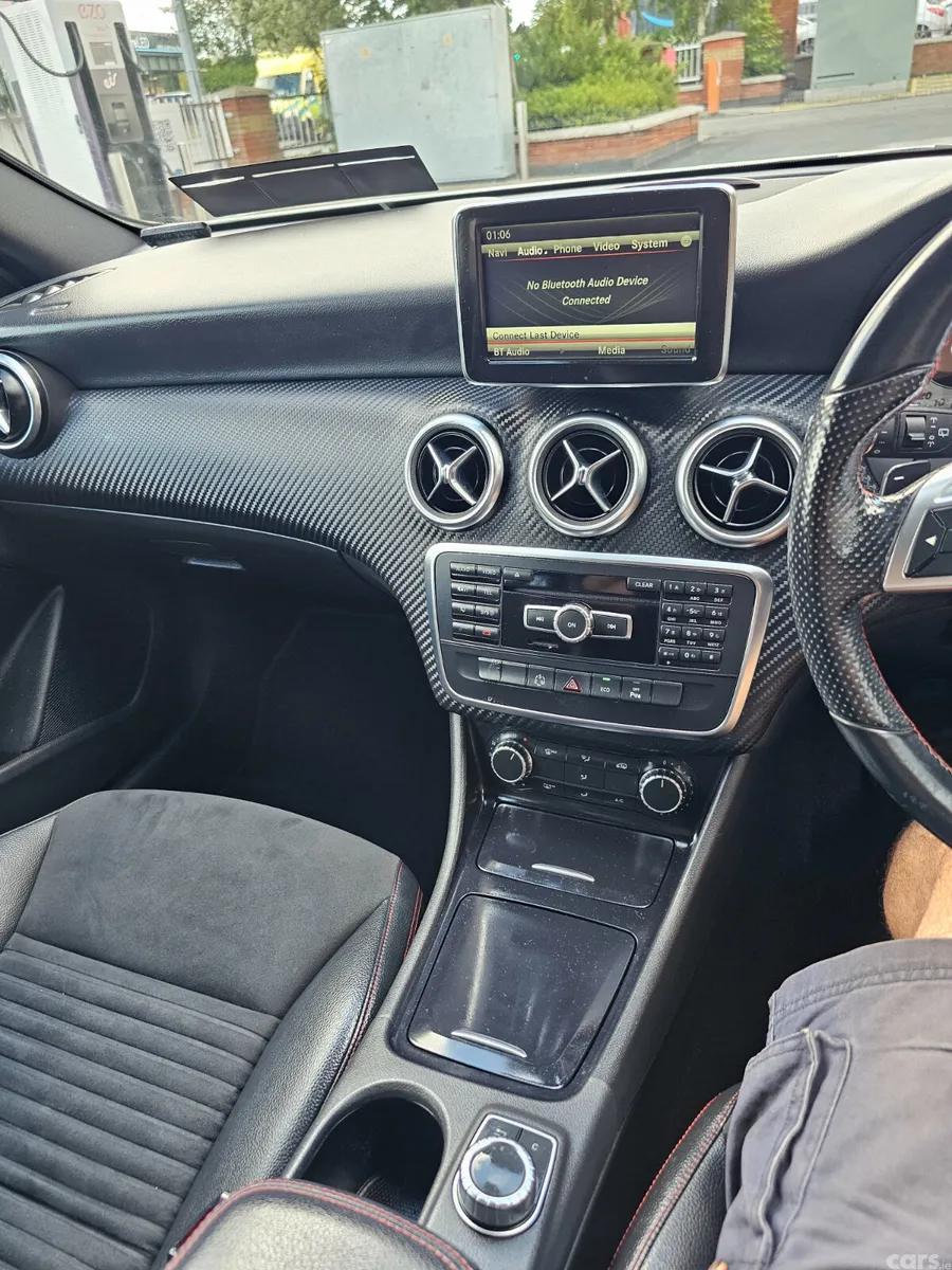 Mercedes-Benz A-Class Hatchback, Petrol, 2014, White