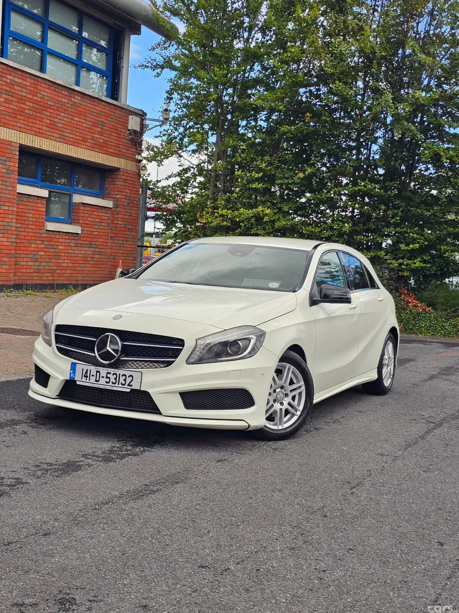 Mercedes-Benz A-Class Hatchback, Petrol, 2014, White