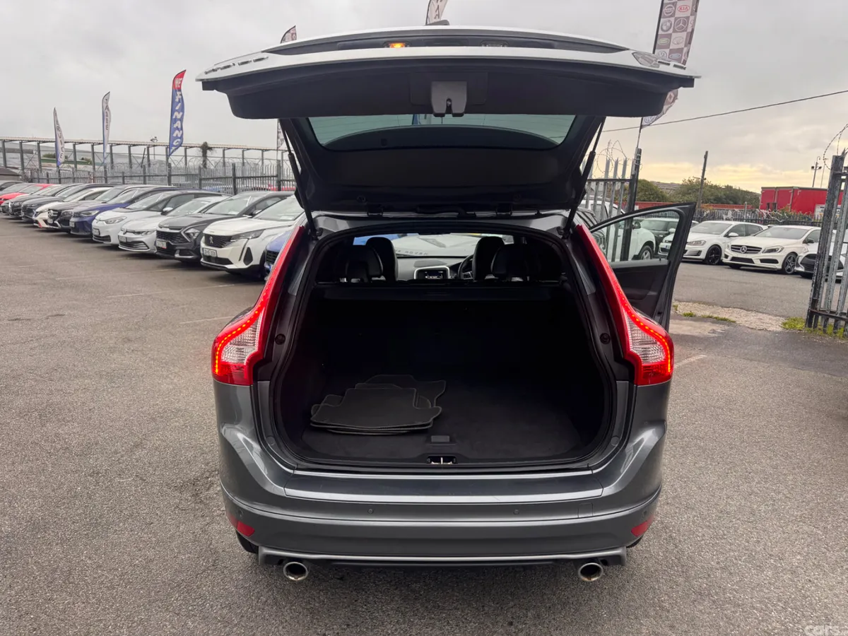 Volvo XC60 SUV, Diesel, 2017, Grey