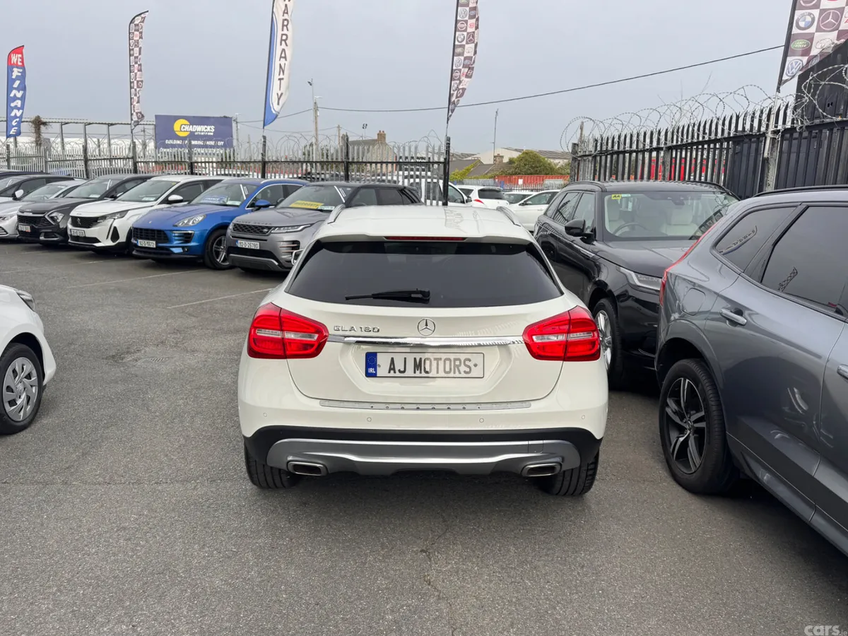 Mercedes-Benz GLA SUV, Petrol, 2016, White