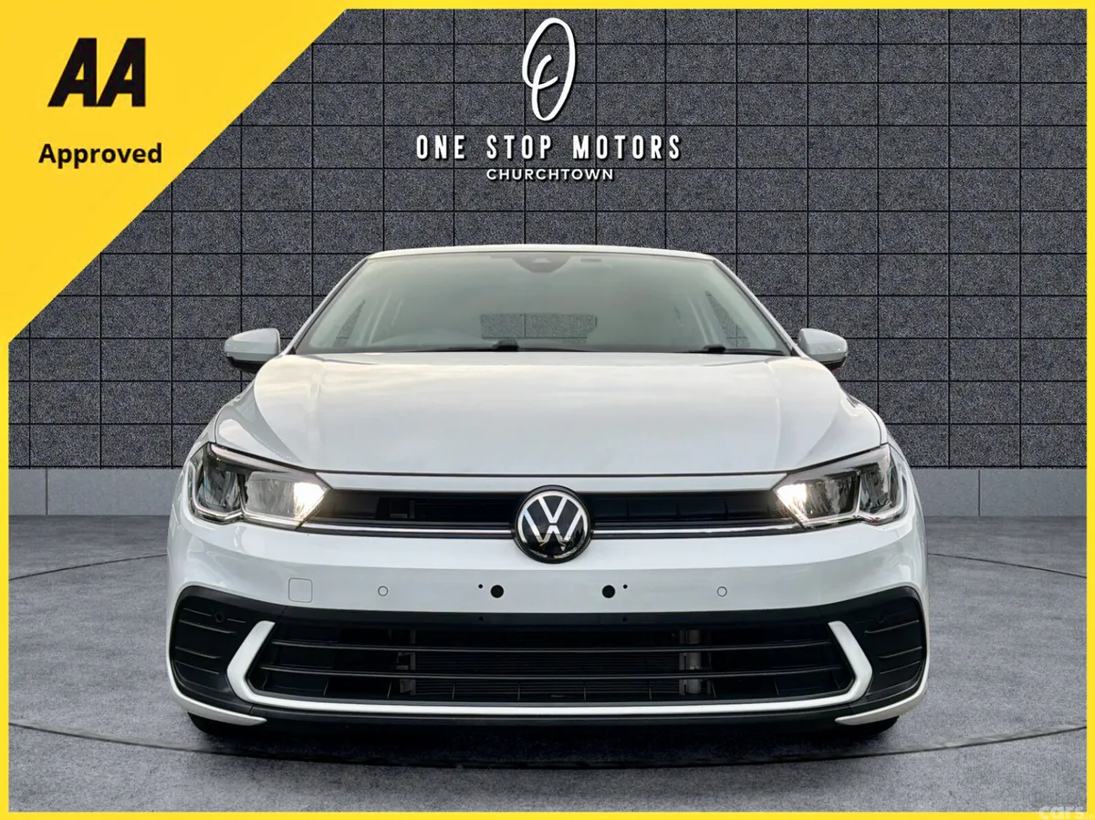Volkswagen Polo Hatchback, Petrol, 2022, White