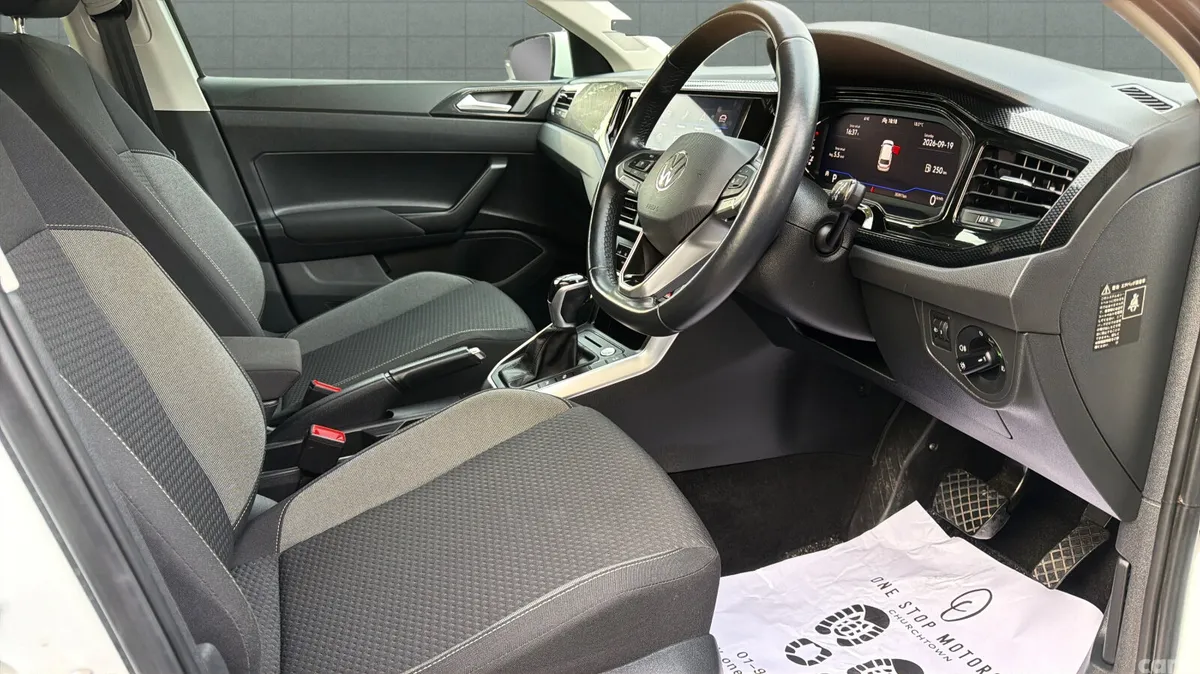 Volkswagen Polo Hatchback, Petrol, 2022, White