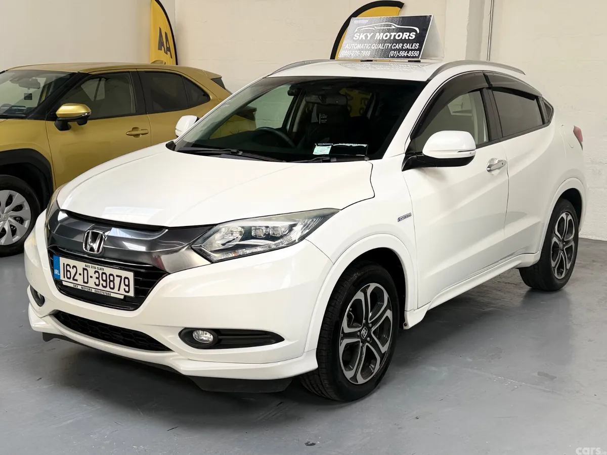 Honda Vezel Estate, Petrol Hybrid, 2016, White