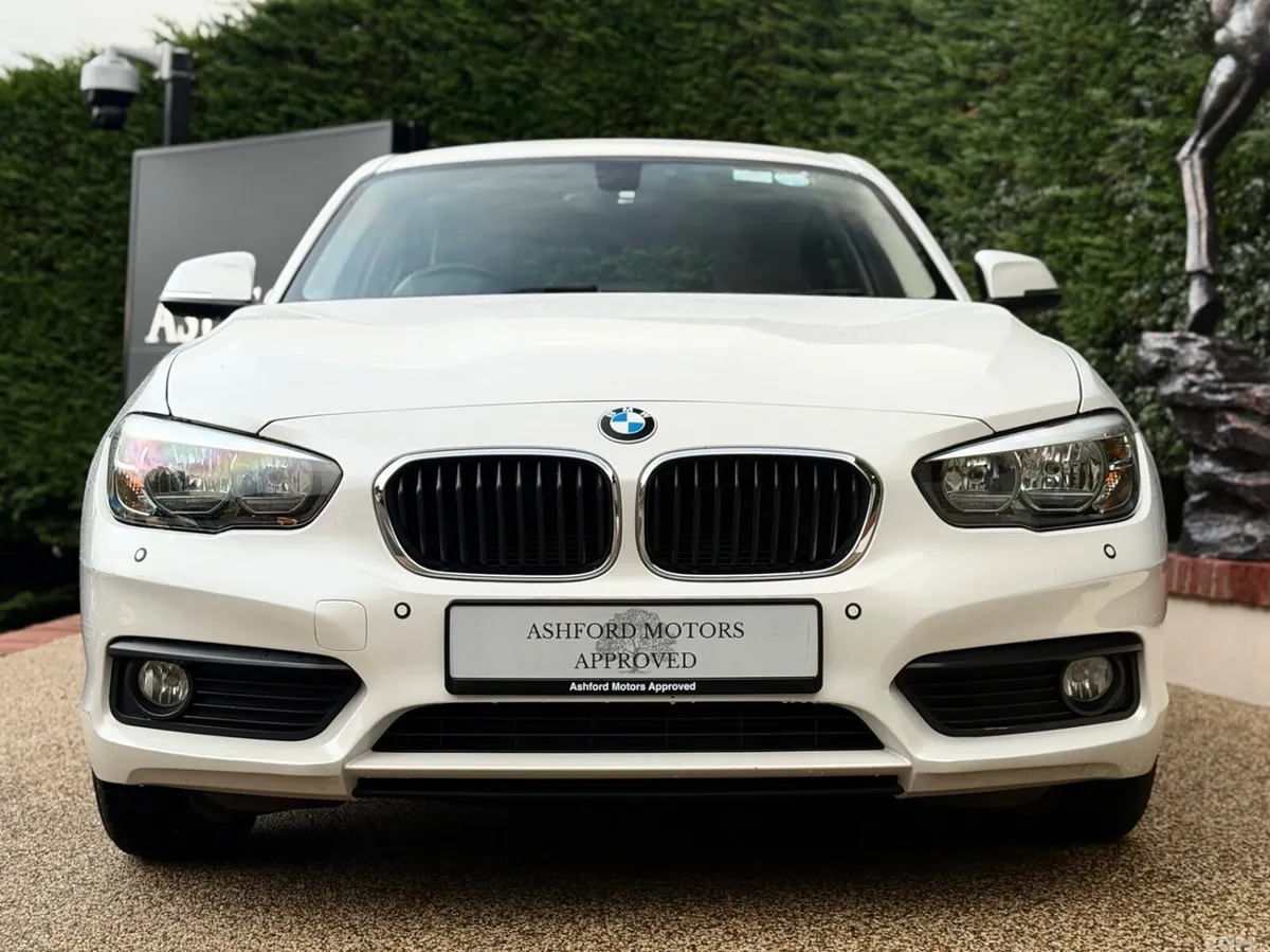 BMW 1-Series Hatchback, Diesel, 2015, White