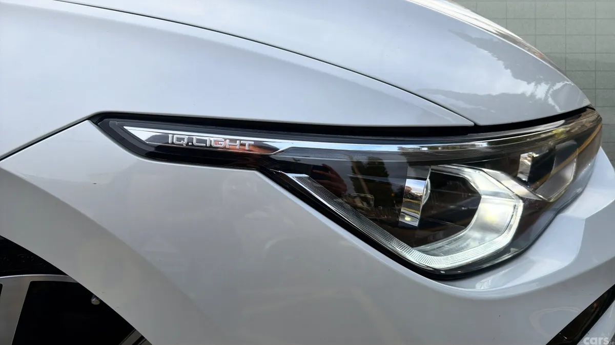Volkswagen Golf Hatchback, Diesel, 2022, White