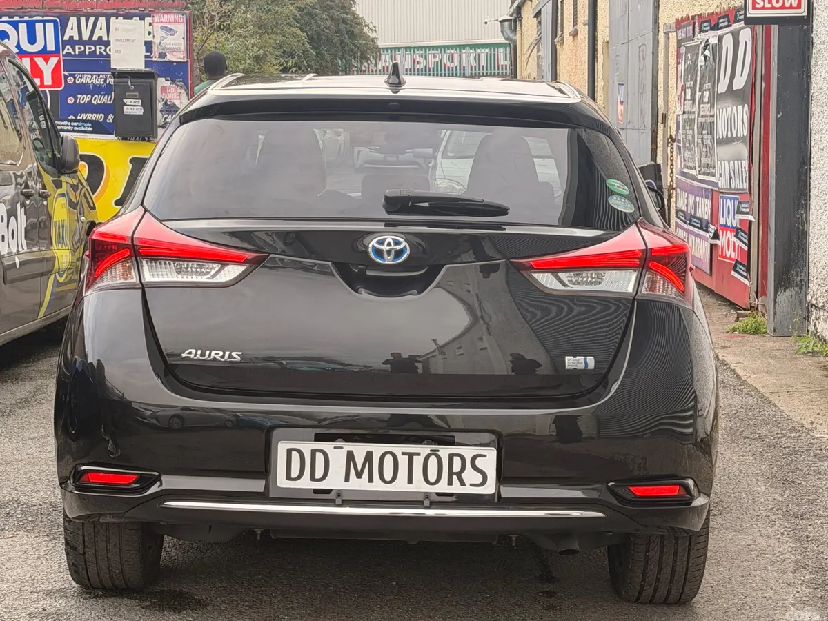 Toyota Auris Hatchback, Petrol Hybrid, 2016, Black