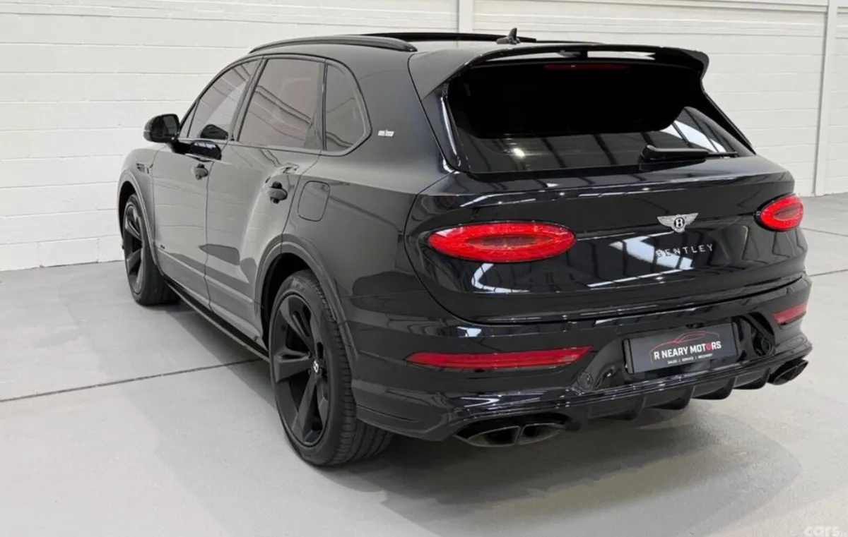 Bentley Bentayga SUV, Petrol Hybrid, 2022, Black